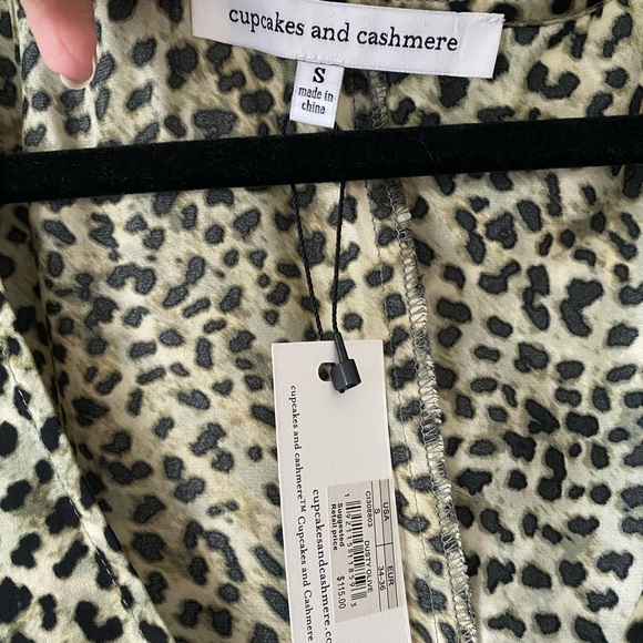 Cupcakes and Cashmere Dress Size Small - Picture 2 of 4